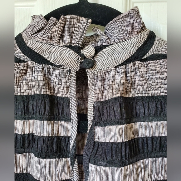 Hunter Bell “The Monroe” Top- Black and Gray/ Size Small - Picture 6 of 9